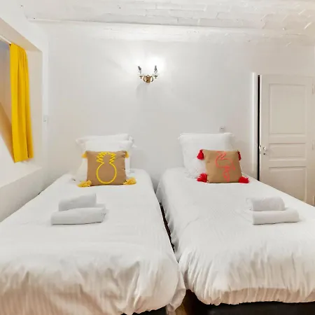 Cozy In With Heating Facility Apartment *