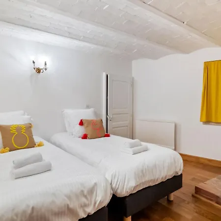 Cozy In With Heating Facility Apartment