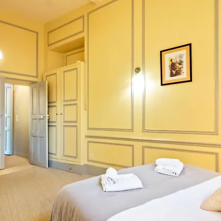 Cozy In With Heating Facility Apartment *