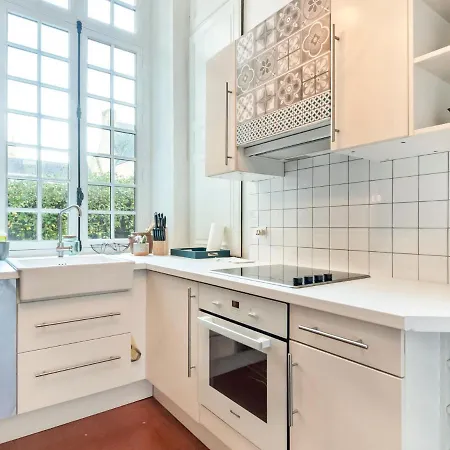 Cozy In With Heating Facility Apartment *
